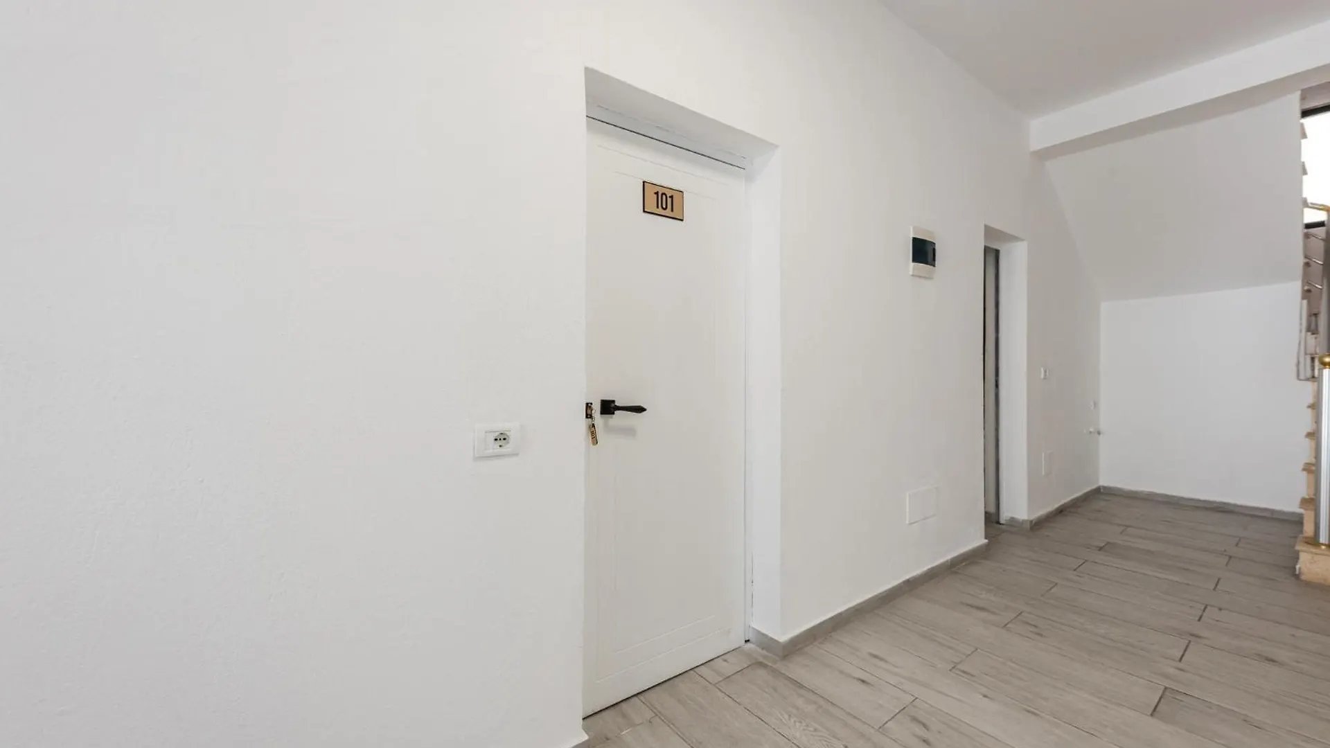 Vila Garden 21 Durres Apartment