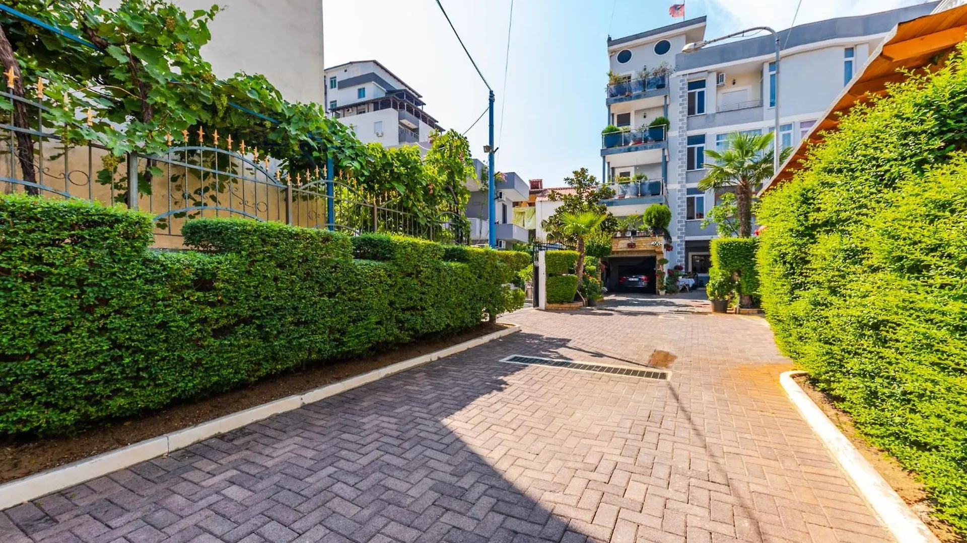 Vila Garden 21 Durres Apartment